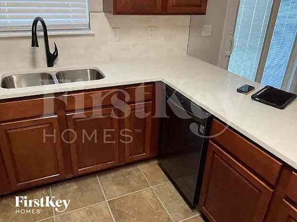6762 Auburn Ln — Photo 7