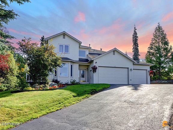 3rd image of 15721 Noble Point Dr