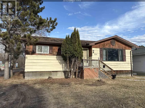 566 Elm Ave, Fort Frances, ON P9A 3J4