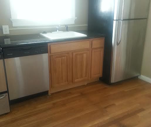 2nd image of 629 Oak Hill Ave APT 4