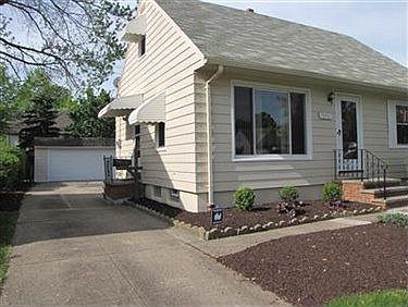 4th image of 12311 Shady Oak Blvd
