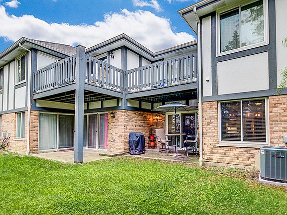 3rd image of 9241 Montgomery Dr #145