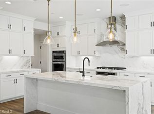 33199 Skyview Rd, Winchester, CA 92596