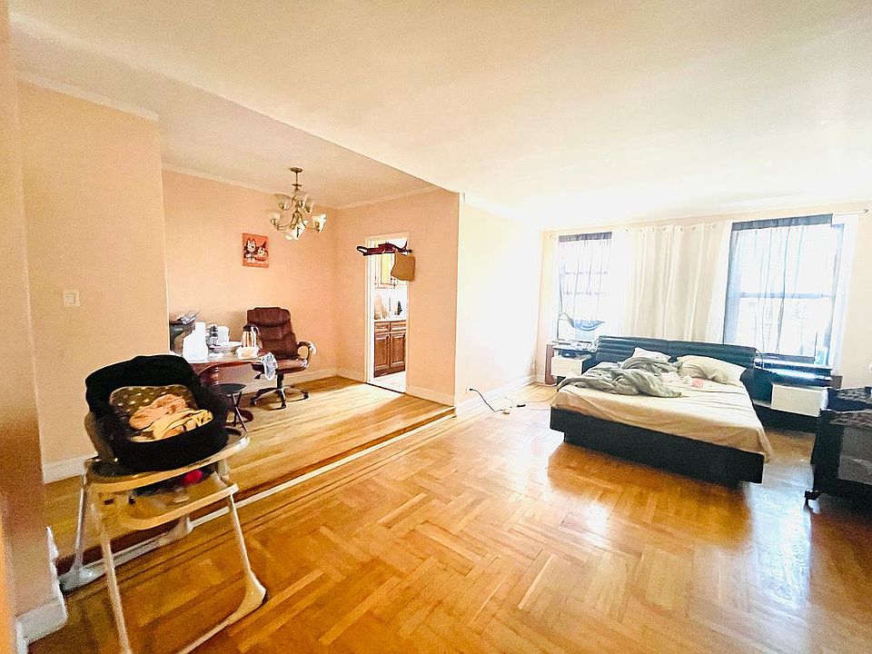 1st image of 1625 E 13th St APT 3K