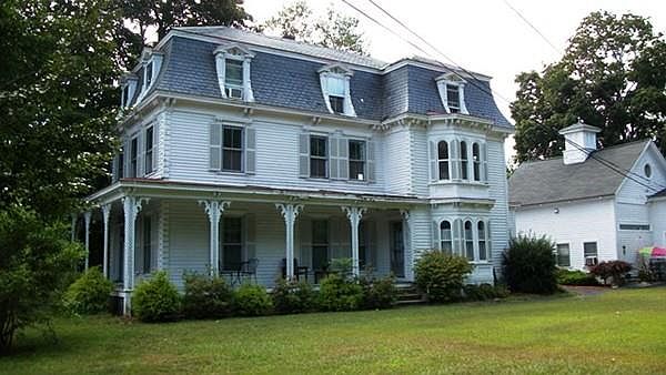 2nd image of 56 Main St #3