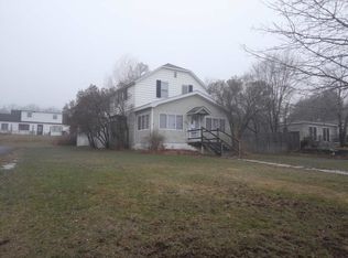 553 N Ontario St, De Tour Village, MI 49725