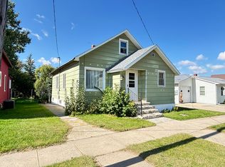 816 12th St, Eureka, SD 57437