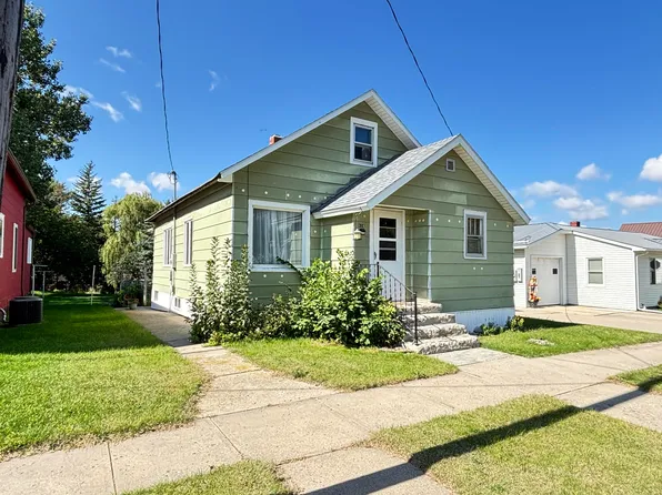 816 12th St, Eureka, SD 57437