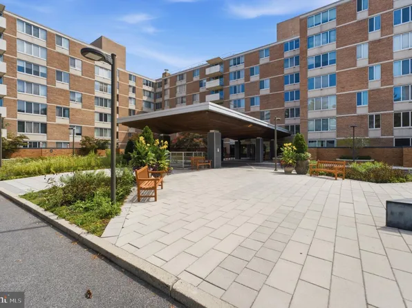 2939 Van Ness St NW APT 938, Washington, DC 20008