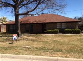 2906 Robindale Ln, Grapevine, TX 76051