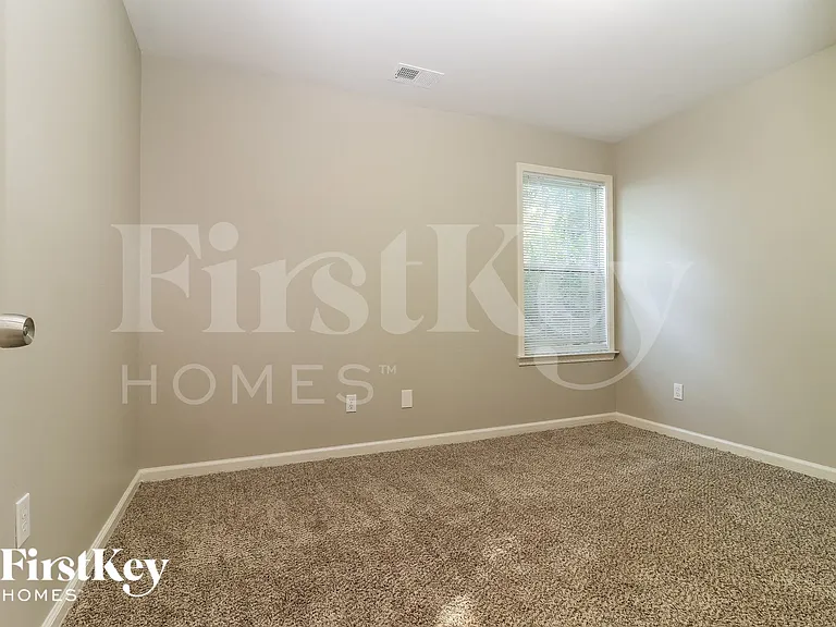 5163 Centennial Creek Vw NW — Photo 11