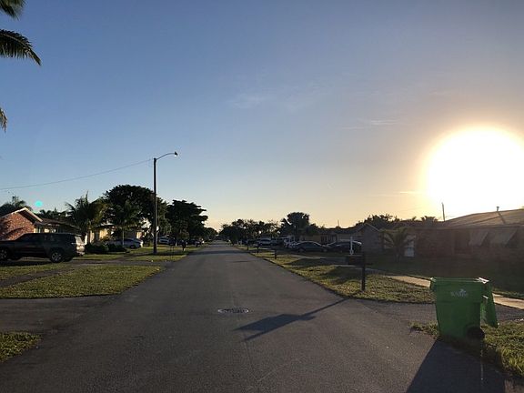 5th image of 11731 NW 31st St