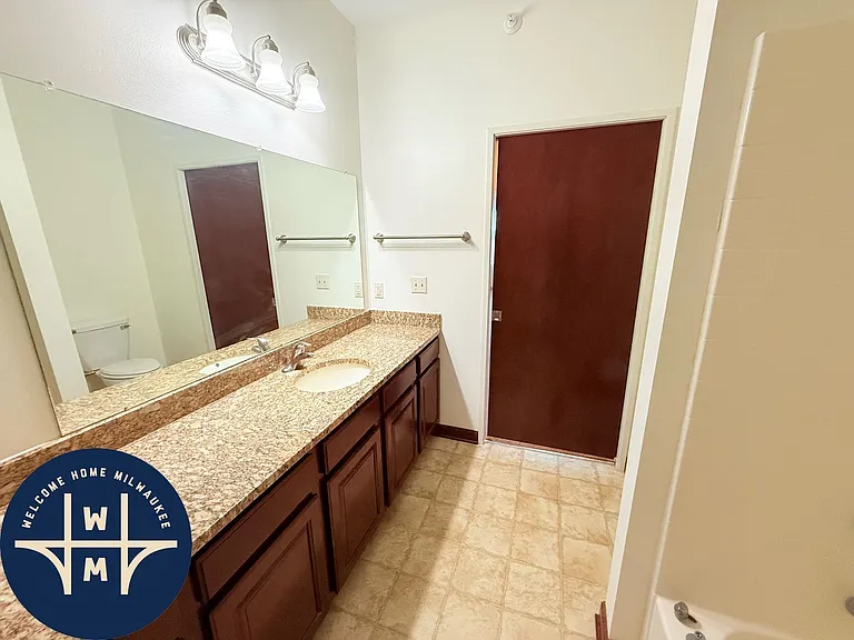 6330 W Greenfield Ave #409 — Photo 14