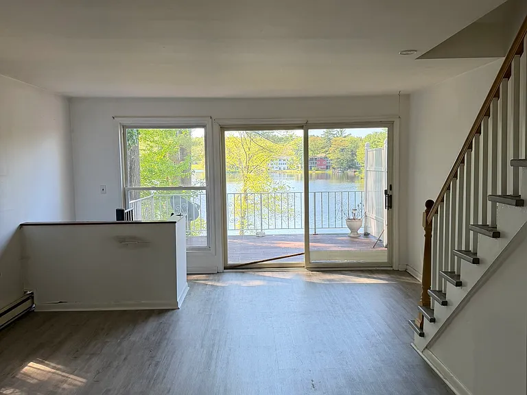 202 S Shore Dr #A — Photo 12