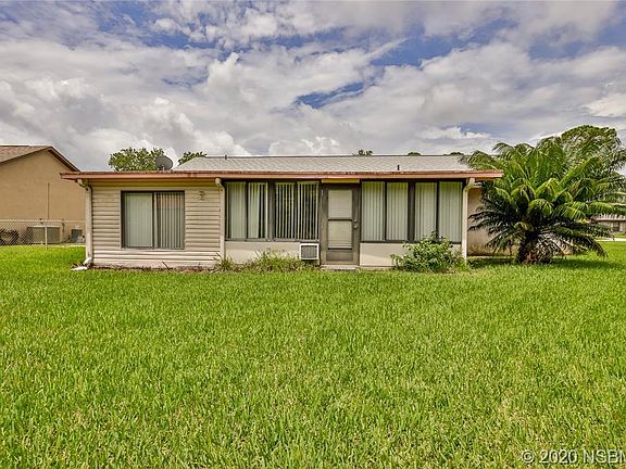 4th image of 223 Wildwood Dr