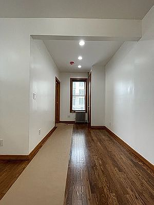 5th image of 93 15th St #2D