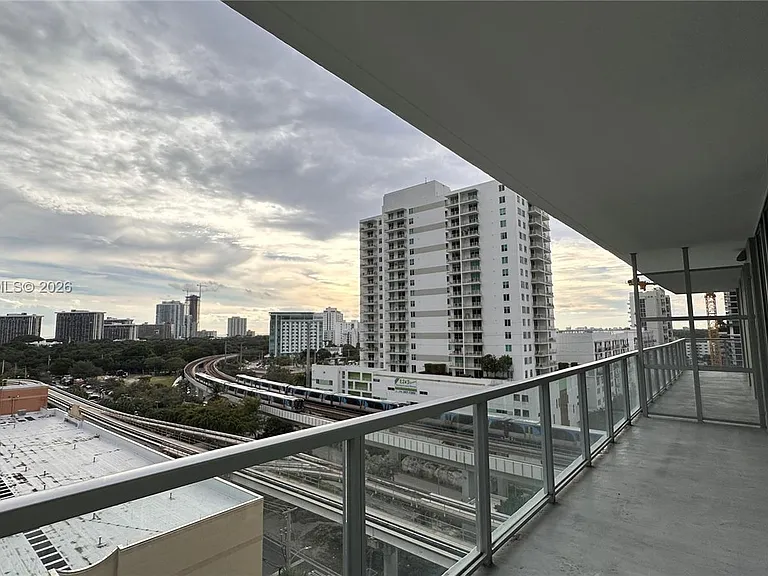 79 SW 12th St #1102 — Photo 11
