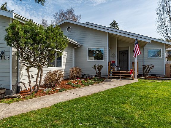 2nd image of 1113 Chadwick Ct
