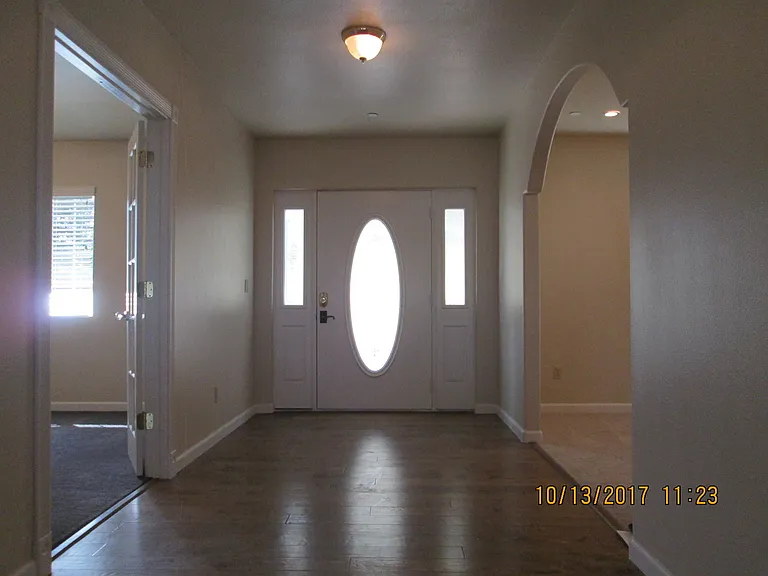 5313 Elmira Rd — Photo 5