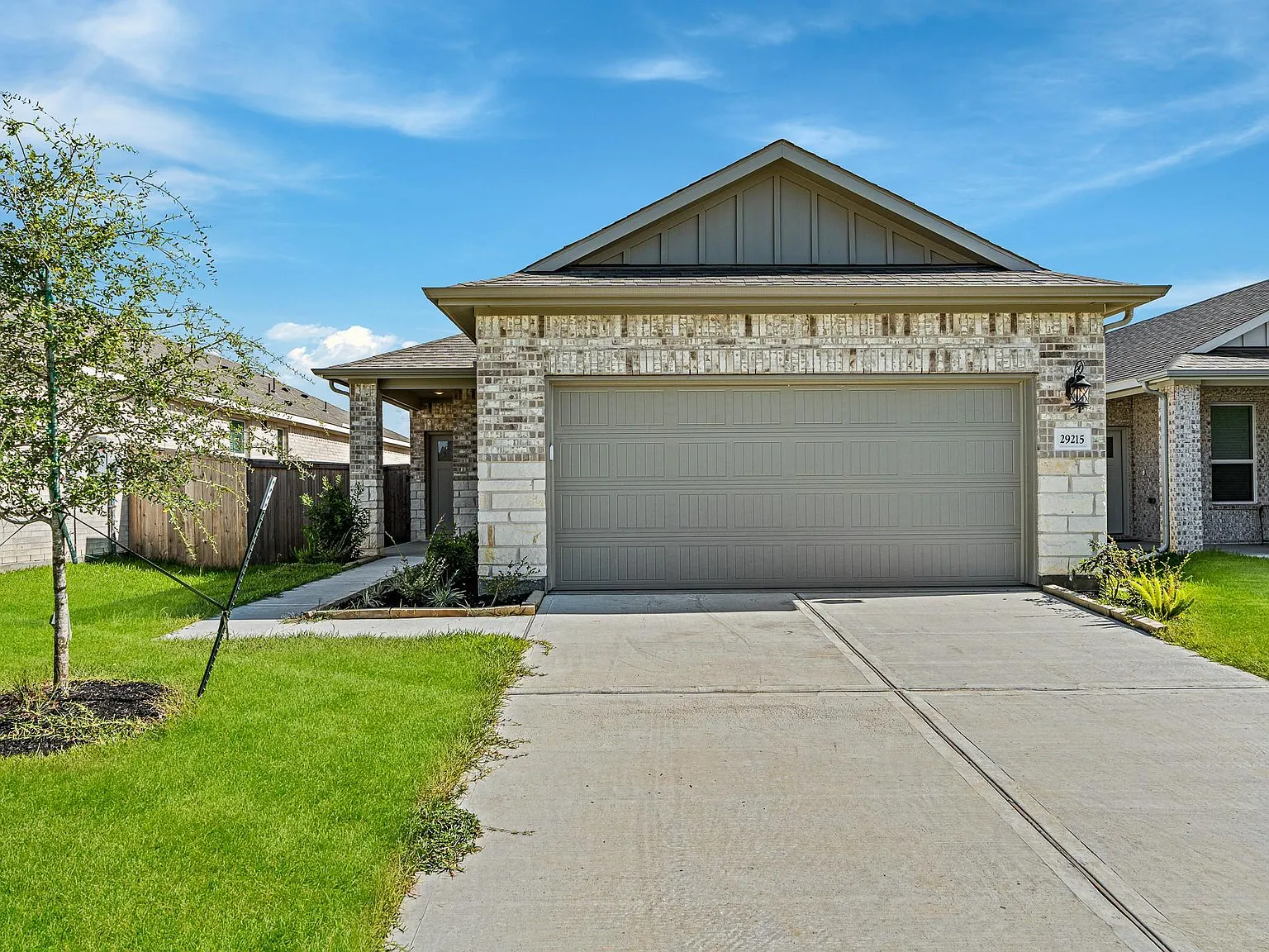 3 bed, 2.0 bath, 1428 sqft, $1,850 — Photo 2