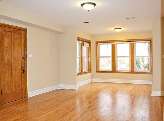 2nd image of 5525 W Higgins Ave #1