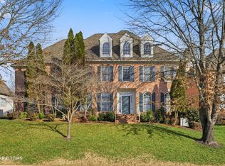 8915 Isherwood Ln, Knoxville, TN 37922