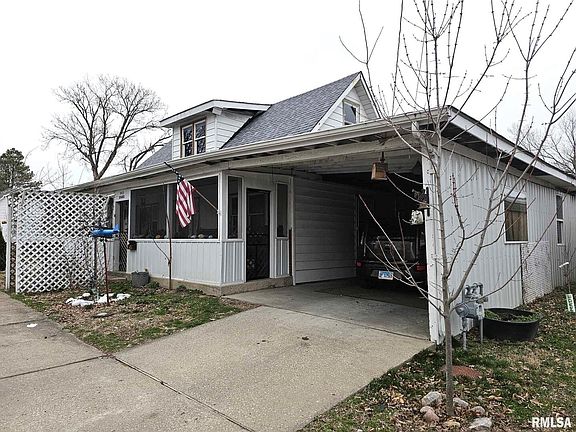 4th image of 903 Jefferson Ave
