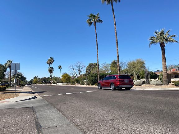 4th image of 4044 E Campbell Ave