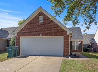 5353 Kristy Ln, Southaven, MS 38671
