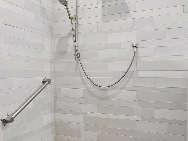 428 Northwood Dr — Photo 31