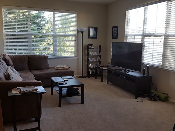 4th image of 3612 Flora Vista Ave APT 265