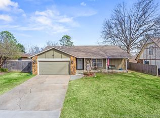 9427 S 70th East Ave, Tulsa, OK 74133