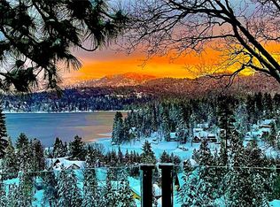 27550 N Bay Rd, Lake Arrowhead, CA 92352