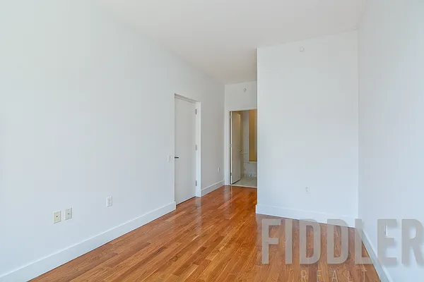 Rented by Fiddler Realty | media 51