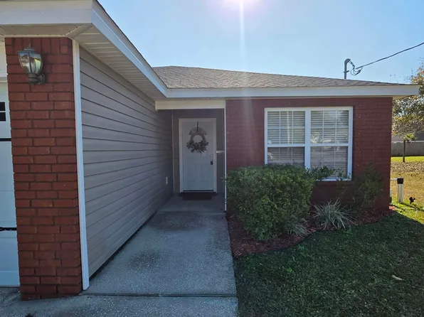 8347 Tavira St, Navarre, FL 32566