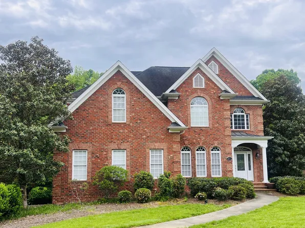 2140 Rossmore Rd, Clemmons, NC 27012