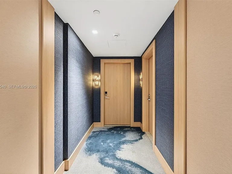 90 SW 3rd St #Penthouse 12 — Photo 34