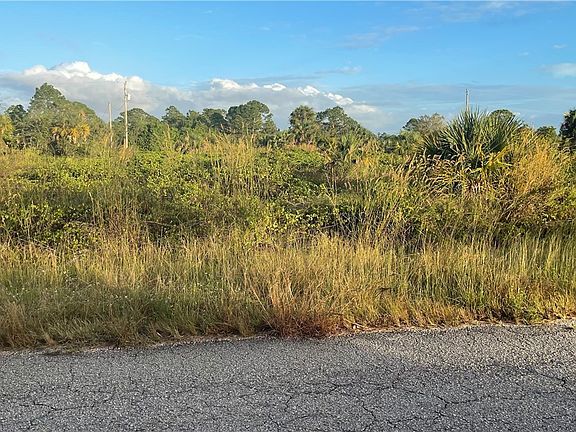 2nd image of 1249 Blaine Ave
