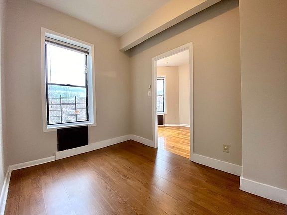 4th image of 618 Eastern Pkwy #3