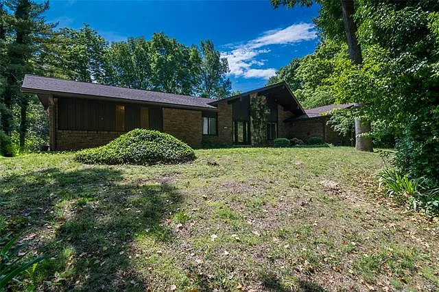 33 Briarcliffe Dr photo 1
