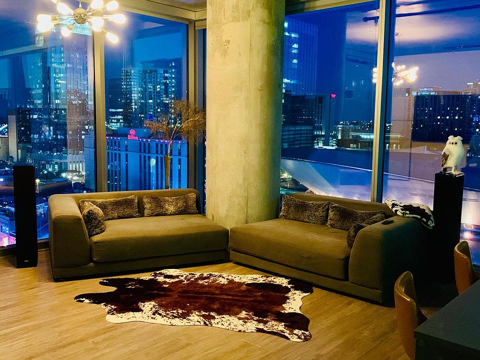 1st image of 601 N Broadway St #1002