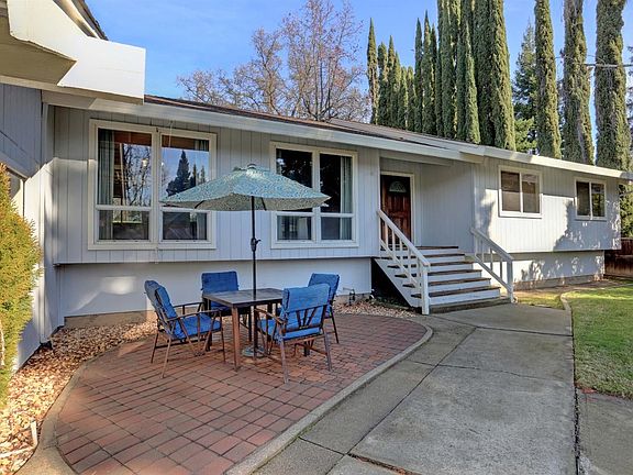 3rd image of 4734 Kathywood Ct