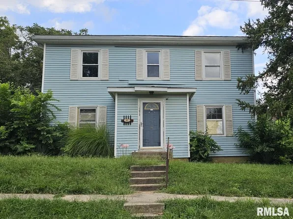 201 W Jefferson St, Athens, IL 62613
