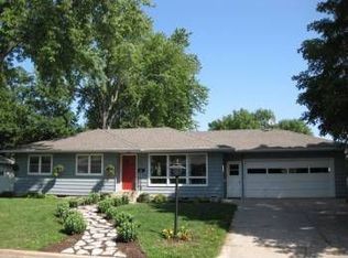 308 3 1/2 St W, Waconia, MN 55387