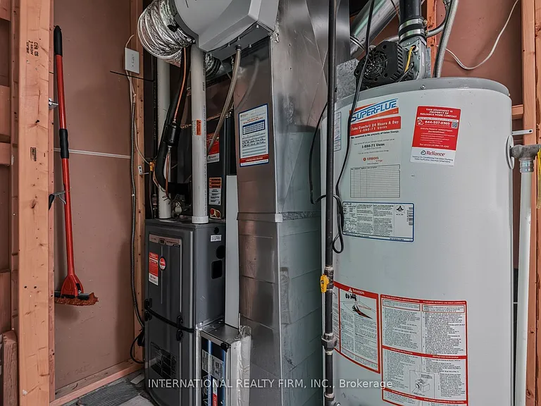18 Sea Breeze Dr — Photo 42