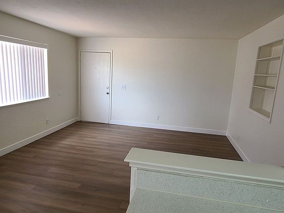 5th image of 126 E Mohave Rd #Mog201
