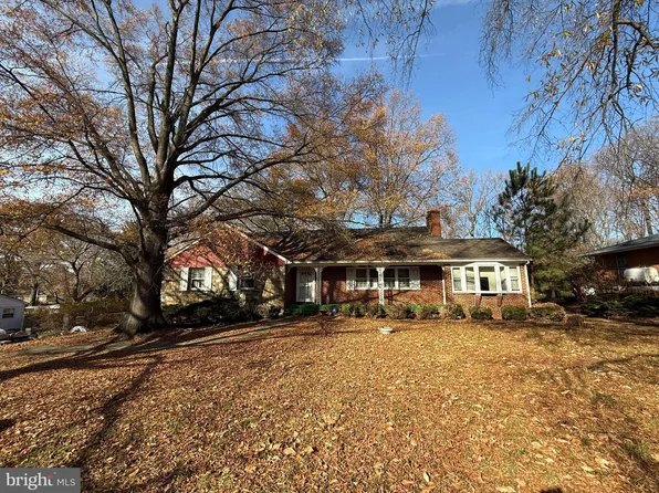 4908 Stan Haven Rd, Temple Hills, MD 20748