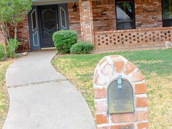 2nd image of 3202 Oak Mountain Trl