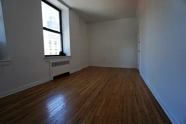 Rented by Compass | media 3