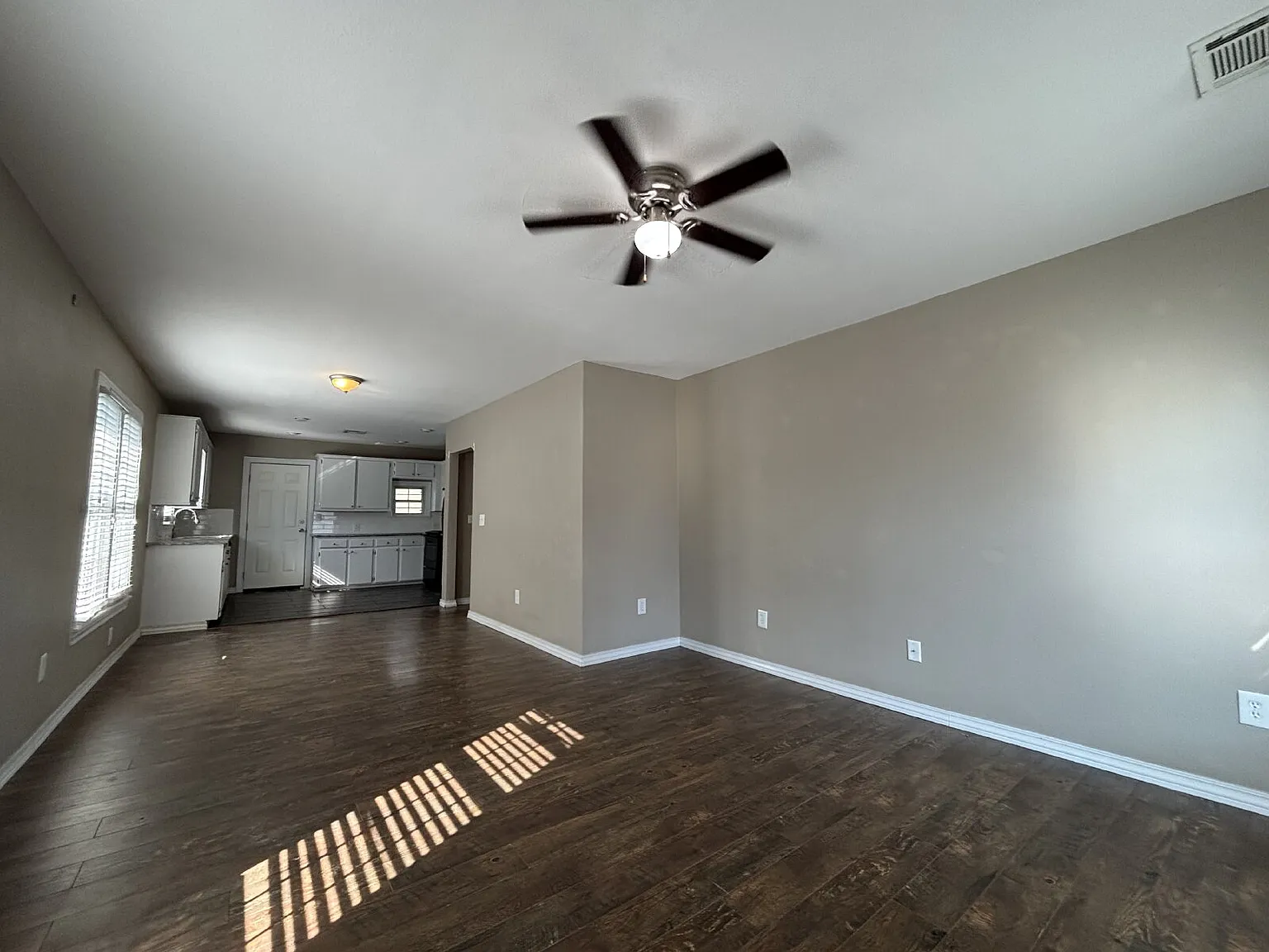 Tulsa University 2-Bed, 2-Bath Gem on East 12th Street — Photo 2